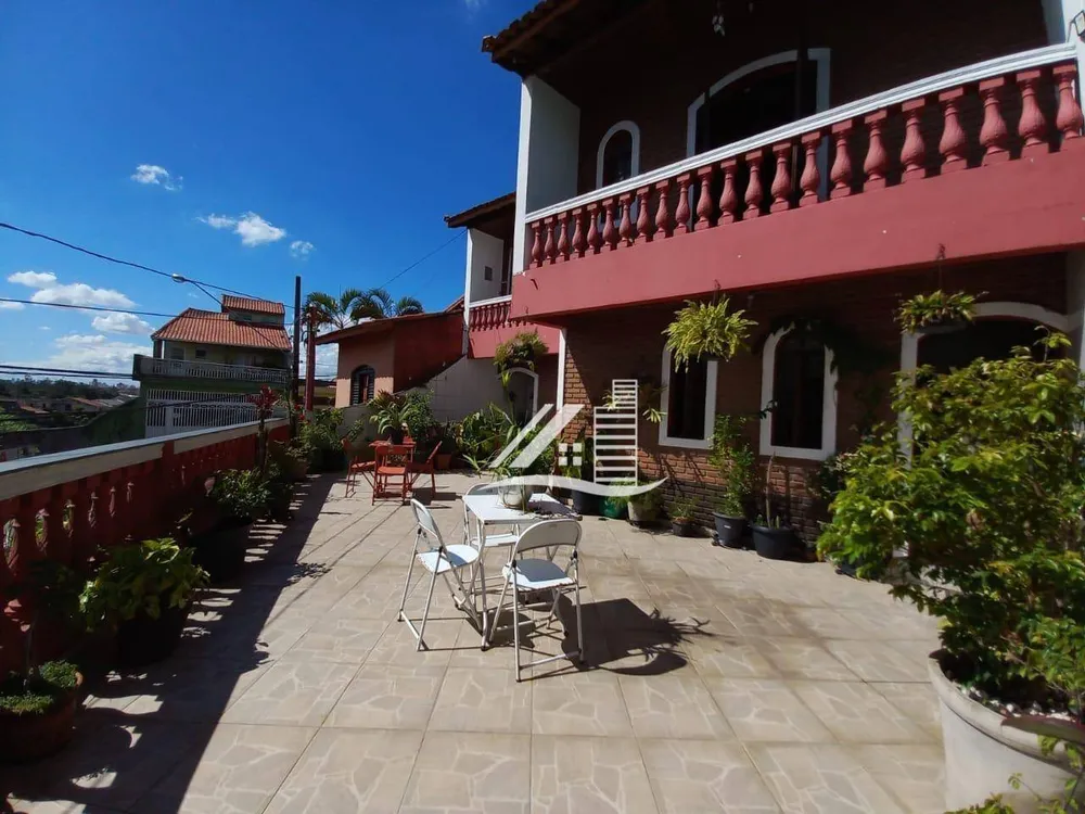 Sobrado, 3 quartos, 188 m² - Foto 1