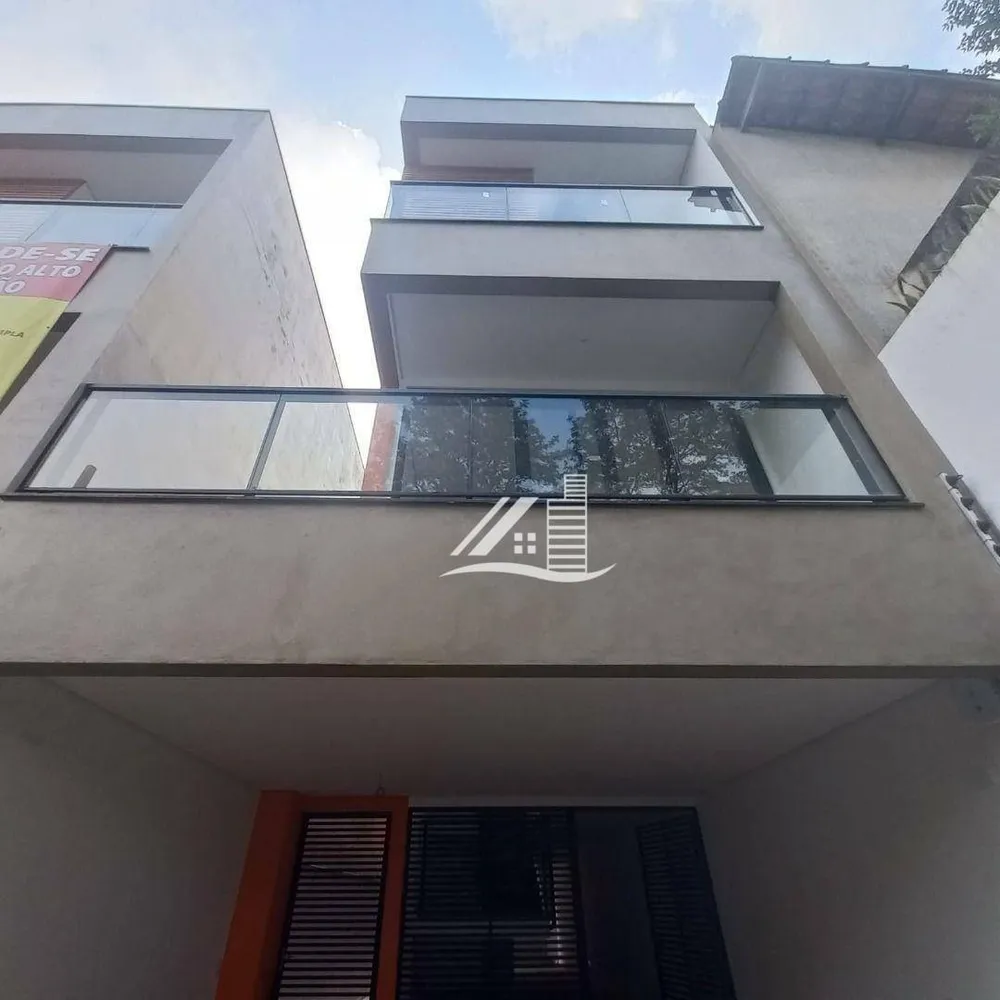 Sobrado, 3 quartos, 197 m² - Foto 1