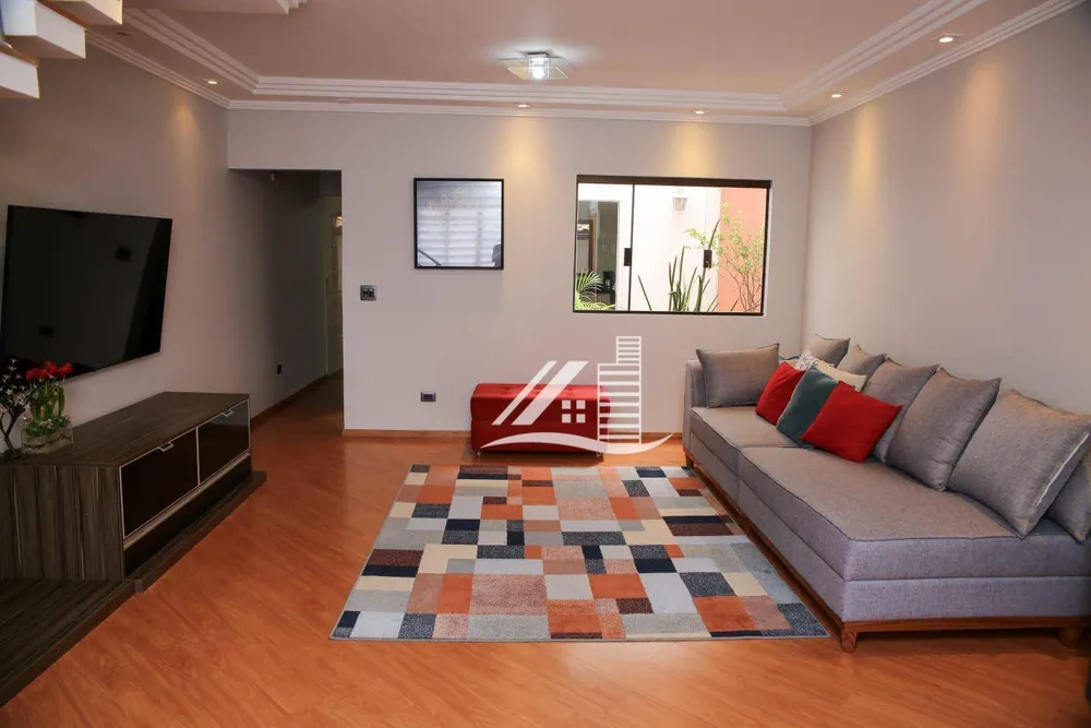 Sobrado, 3 quartos, 250 m² - Foto 1