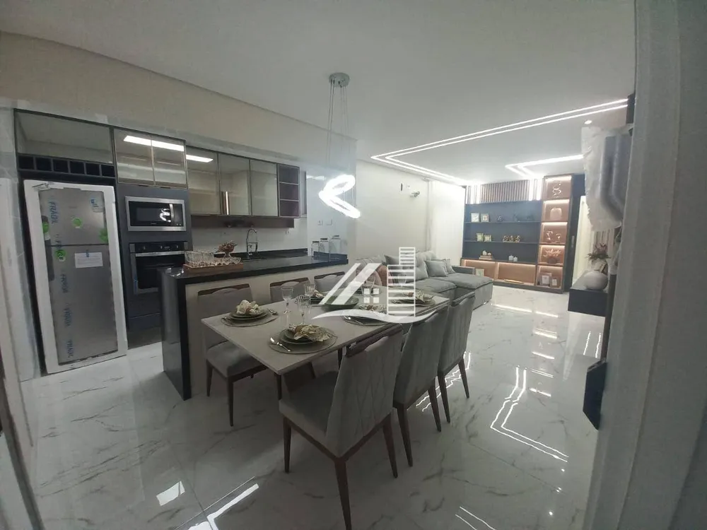 Apartamento, 3 quartos, 100 m² - Foto 1