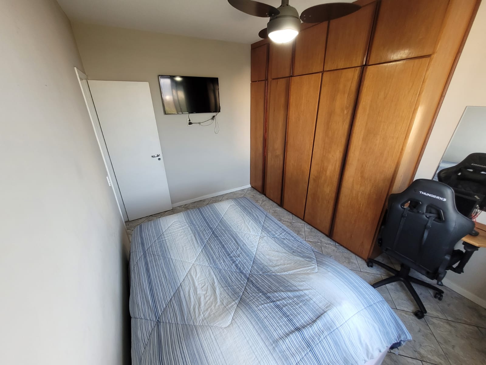 Apartamento à venda com 2 quartos, 70m² - Foto 14