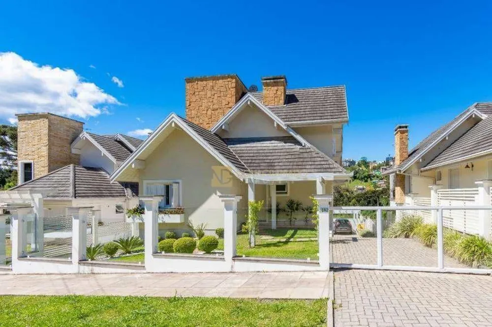 Casa, 4 quartos, 257 m² - Foto 1