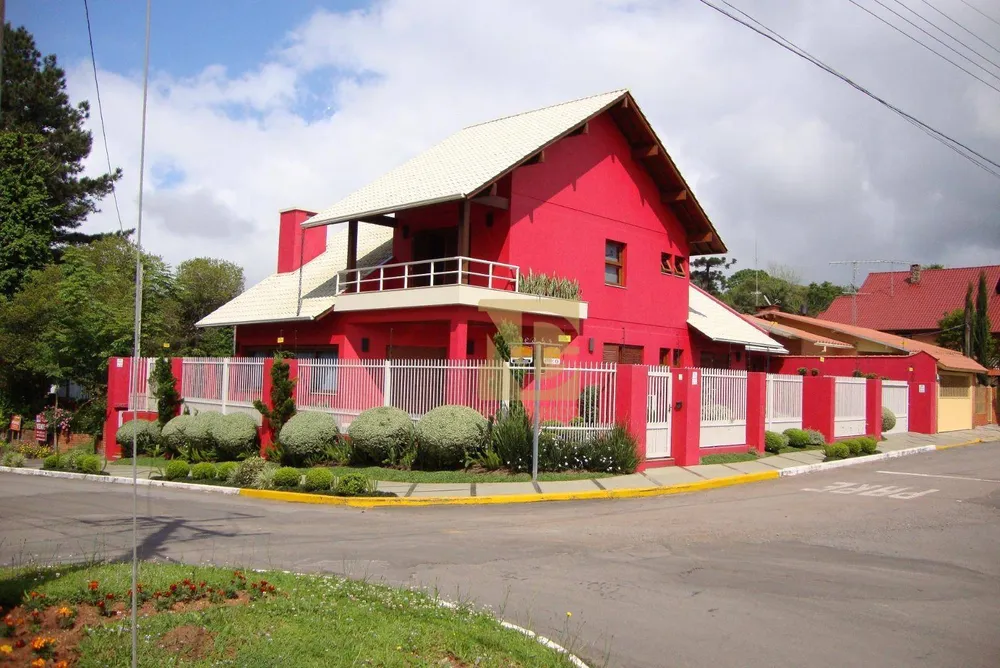 Casa, 3 quartos, 288 m² - Foto 1