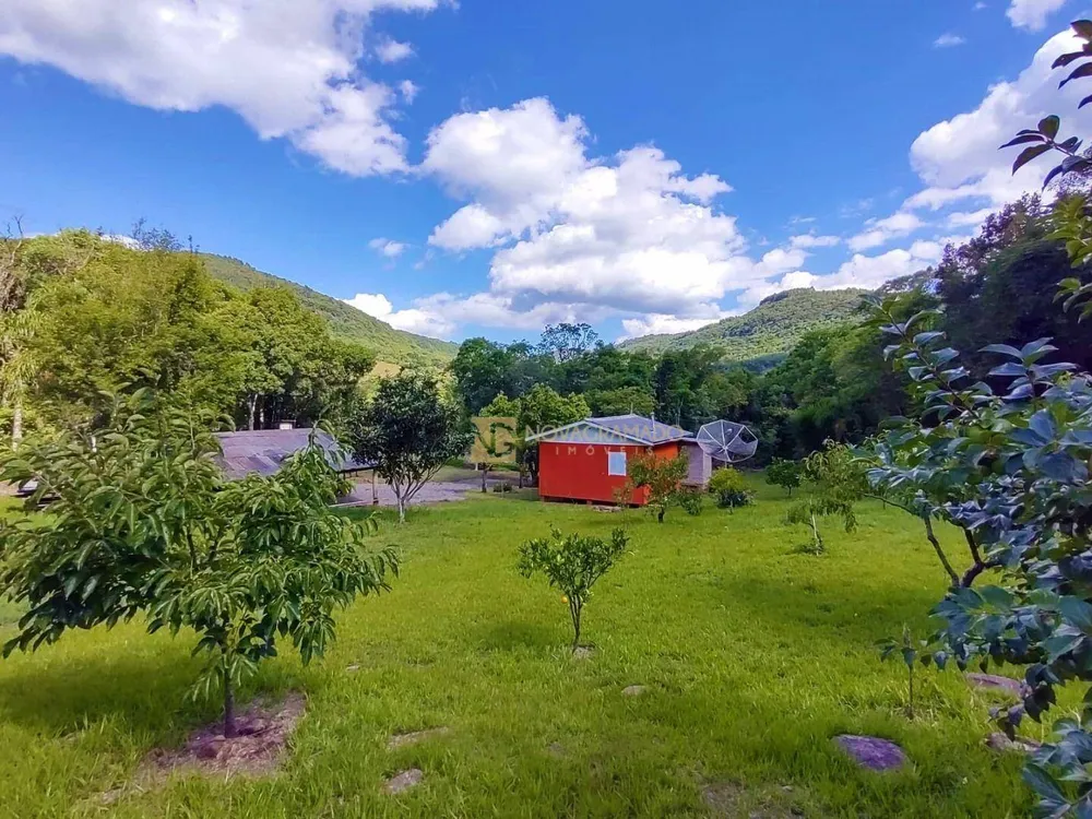 Sítio, 5 quartos, 23 hectares - Foto 1