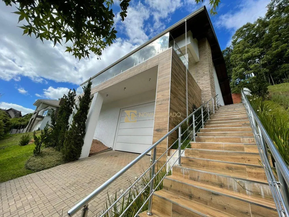 Casa, 3 quartos, 272 m² - Foto 3