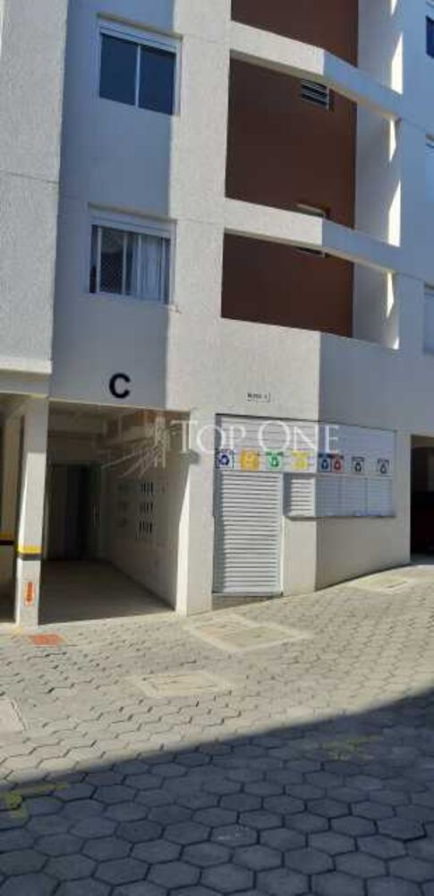 Apartamento à venda com 2 quartos, 68m² - Foto 17
