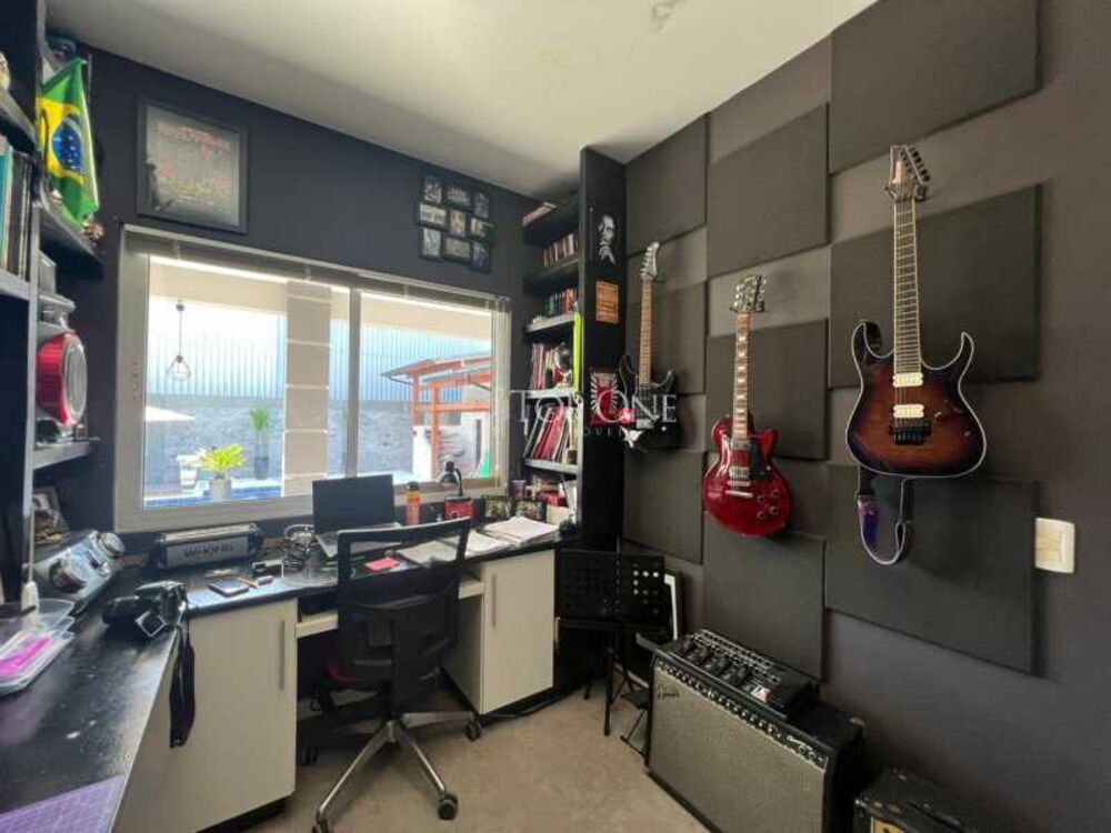 Casa à venda com 6 quartos, 271 - Foto 8