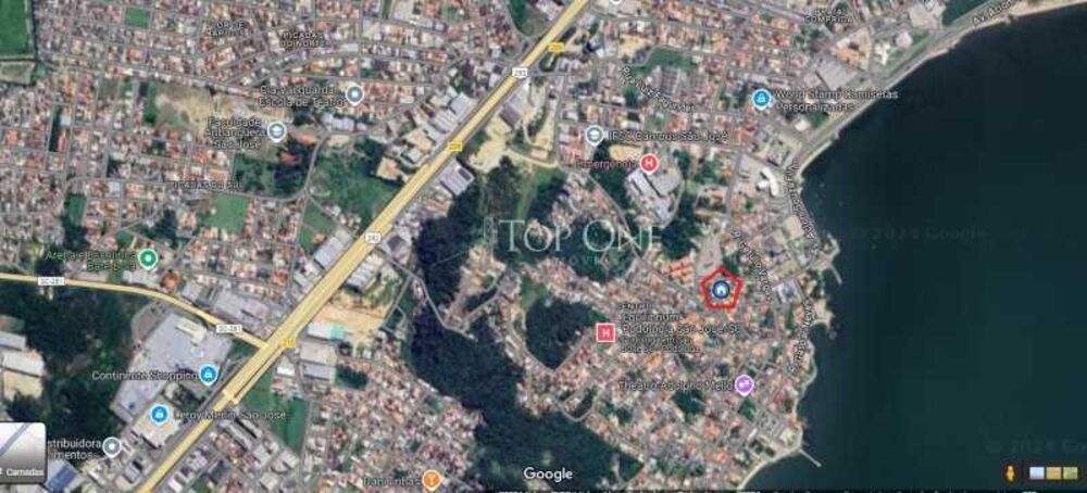 Casa à venda com 5 quartos, 300m² - Foto 4