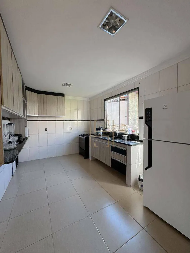 Casa, 3 quartos, 172 m² - Foto 7