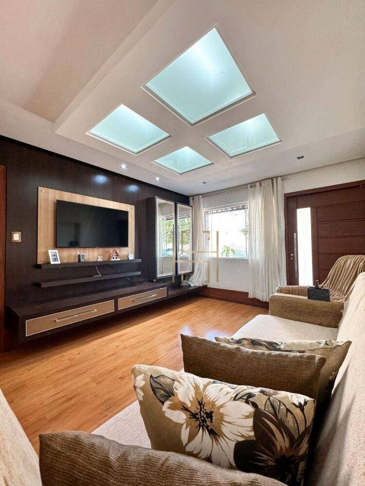 Casa de Condomínio à venda com 4 quartos, 358M2 - Foto 9