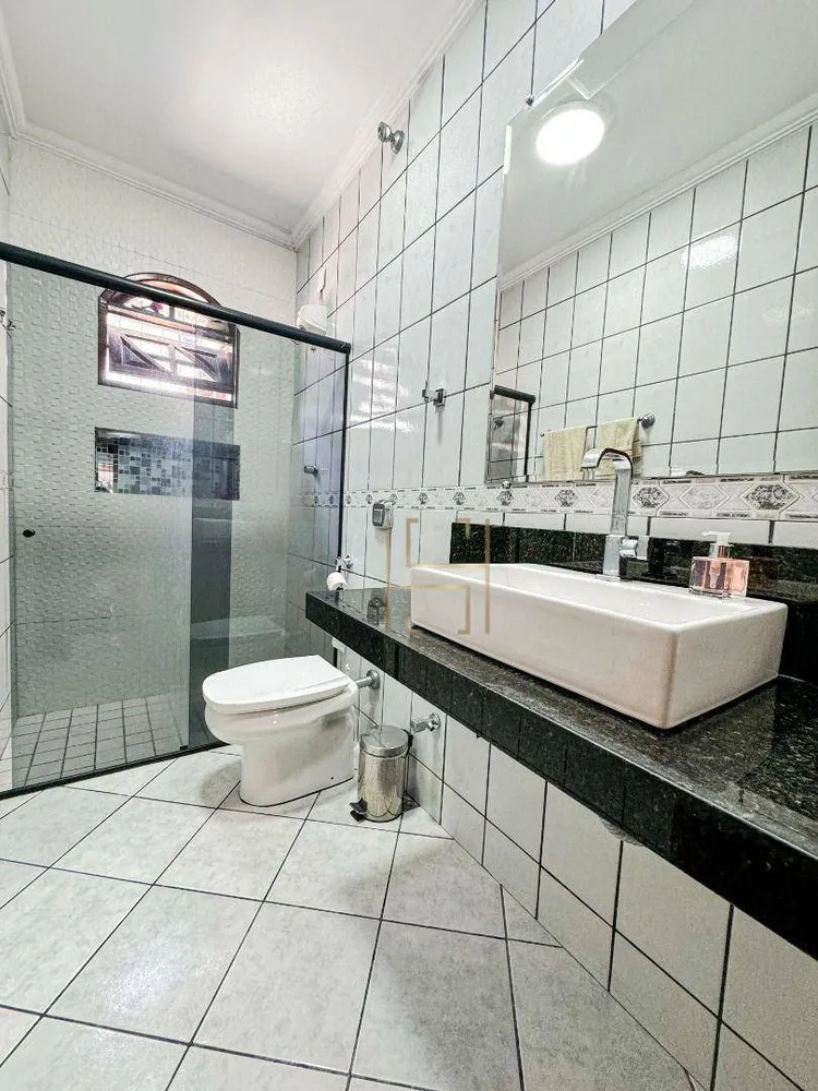 Casa, 3 quartos, 200 m² - Foto 11
