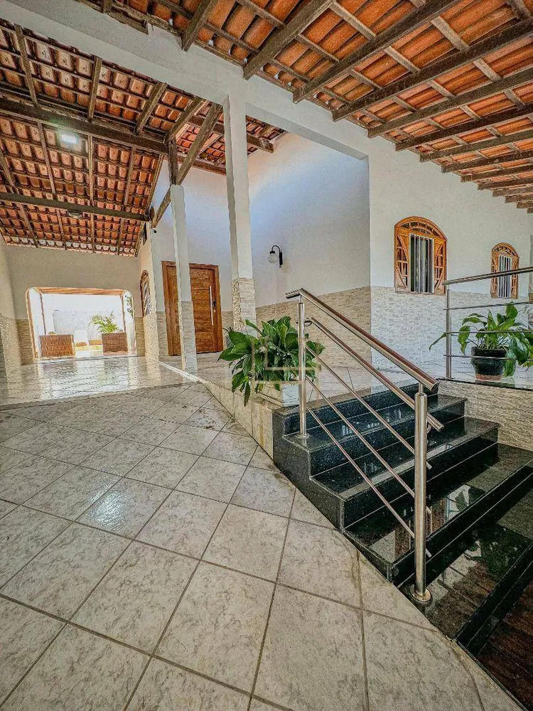 Casa, 3 quartos, 200 m² - Foto 1