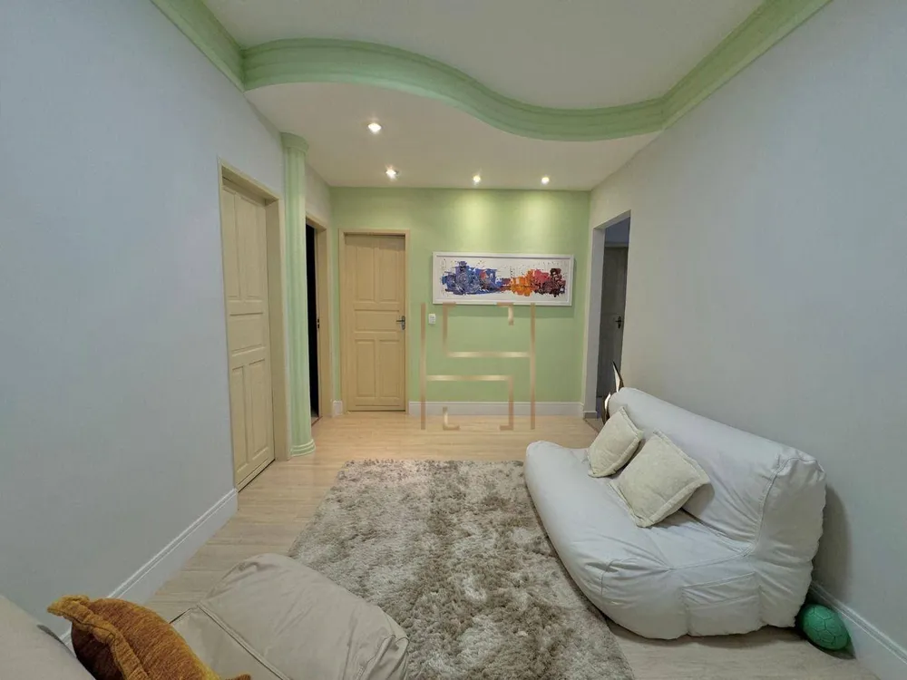 Casa, 3 quartos, 245 m² - Foto 12