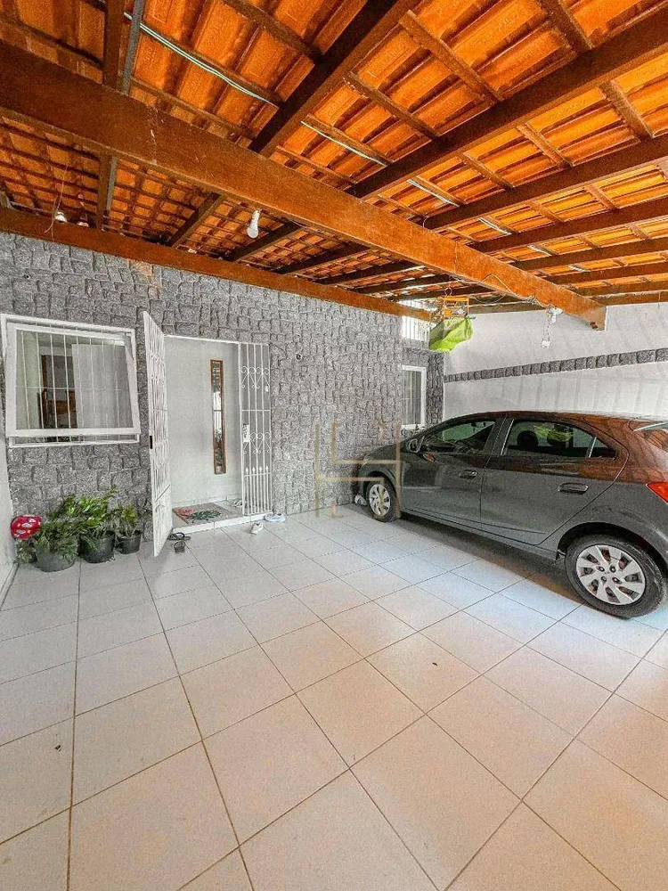 Casa, 3 quartos, 102 m² - Foto 1