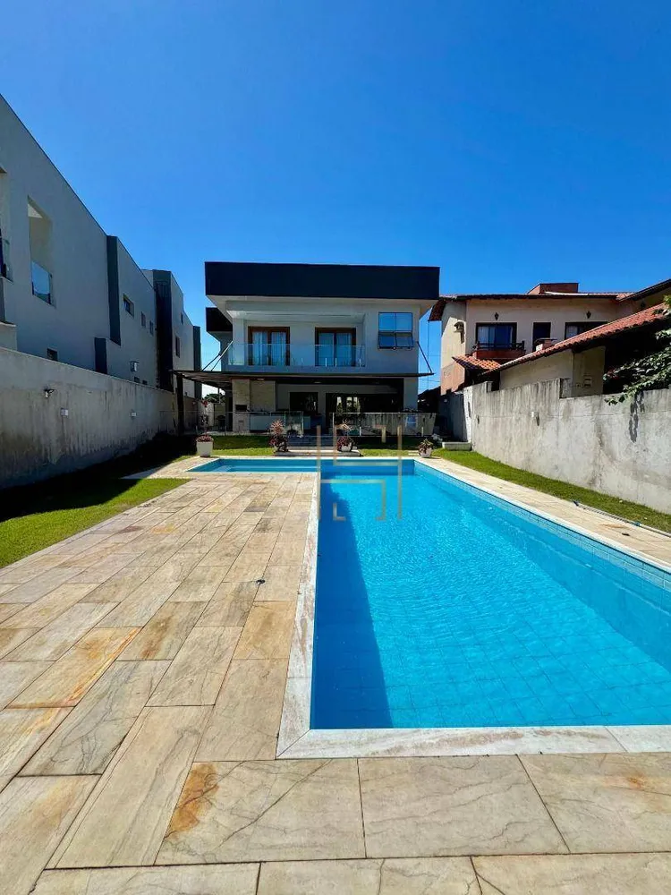 Casa, 4 quartos, 278 m² - Foto 1