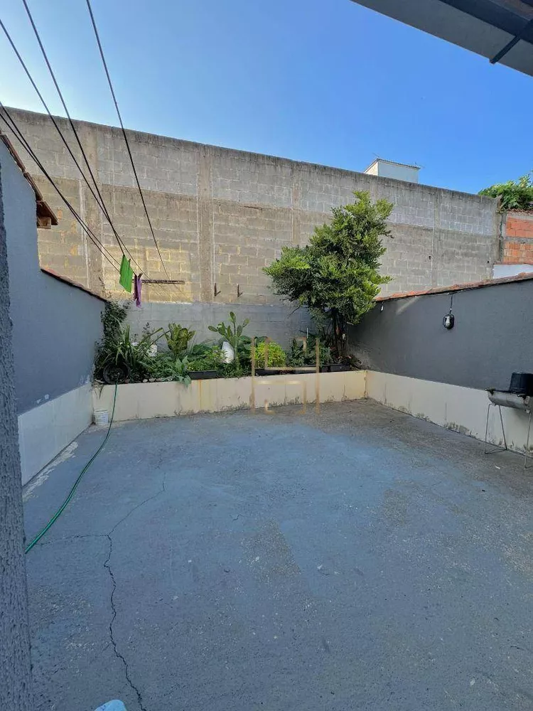 Casa de Condomínio à venda com 2 quartos, 82m² - Foto 4