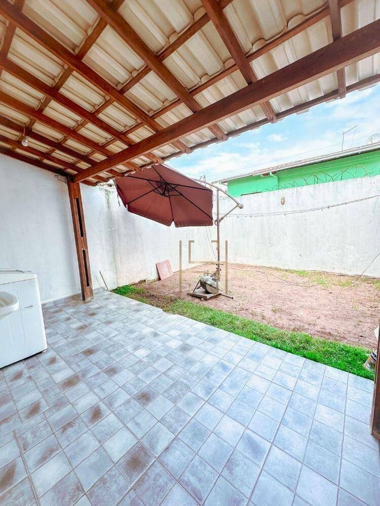 Casa à venda com 3 quartos, 104m² - Foto 7