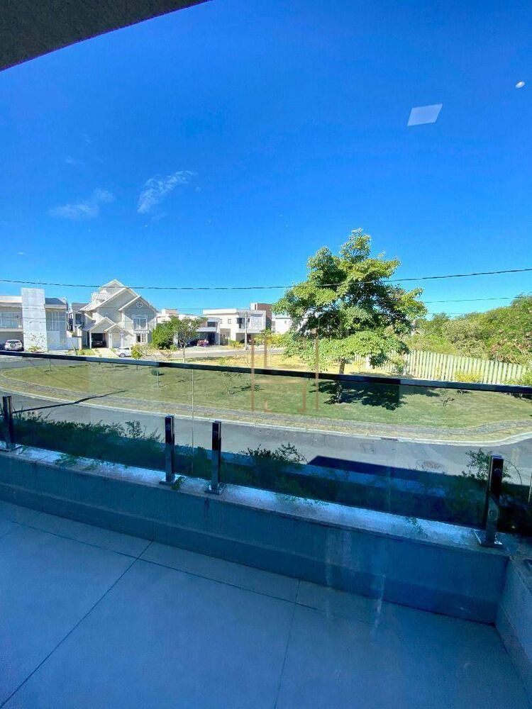 Casa de Condomínio à venda com 4 quartos, 306m² - Foto 3
