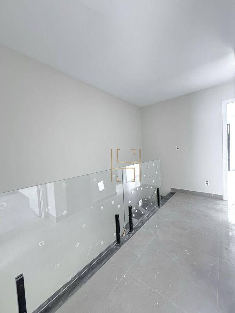 Casa à venda com 3 quartos, 126m² - Foto 9