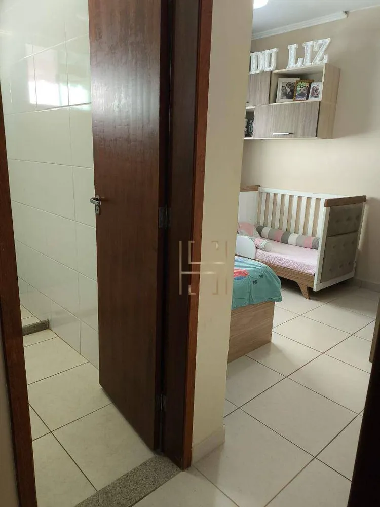Casa, 3 quartos, 127 m² - Foto 1