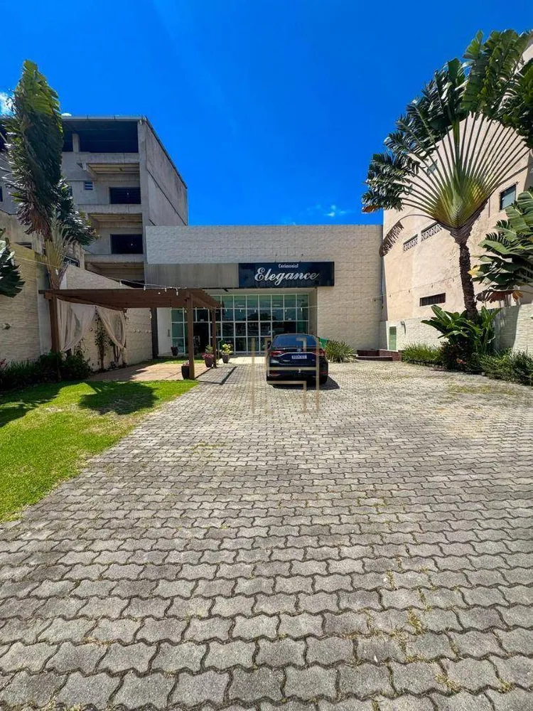 Casa, 4 quartos, 555 m² - Foto 1
