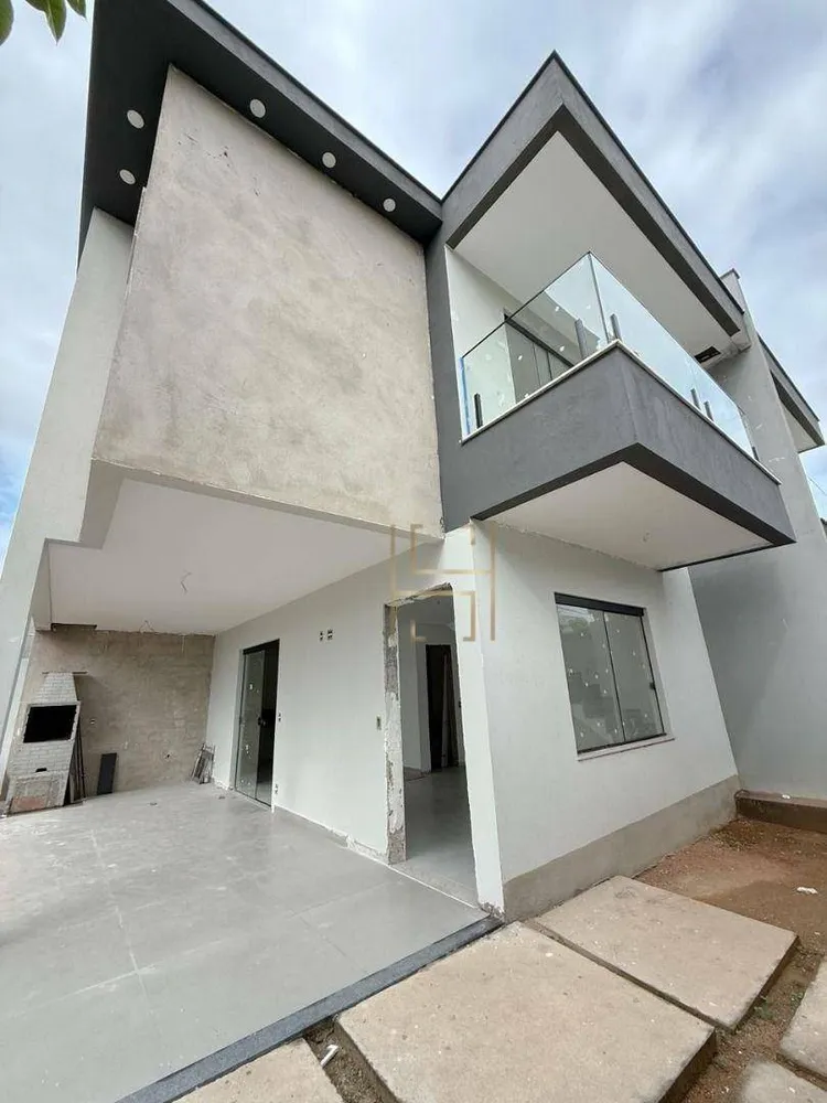 Casa, 3 quartos, 135 m² - Foto 2