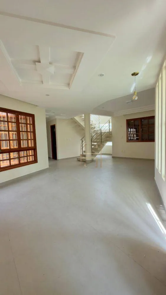 Casa, 3 quartos, 250 m² - Foto 8