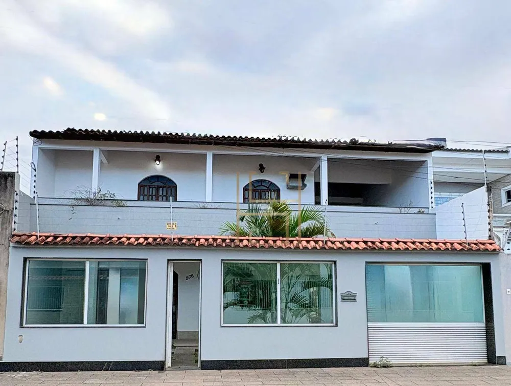 Casa, 5 quartos, 120 m² - Foto 1