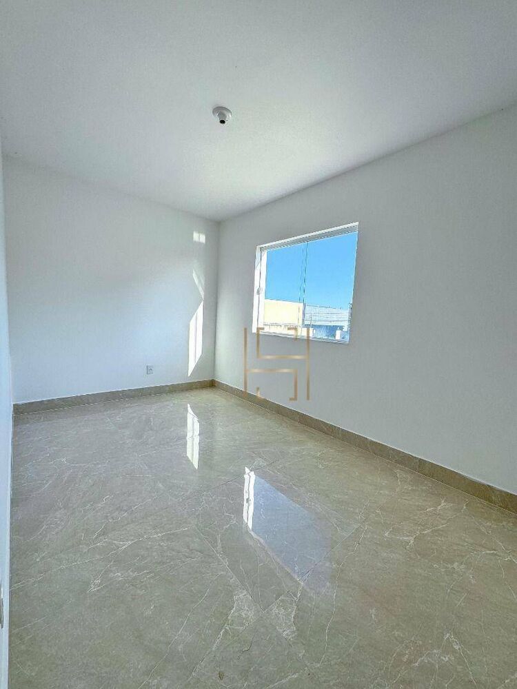 Casa à venda com 3 quartos, 155m² - Foto 3