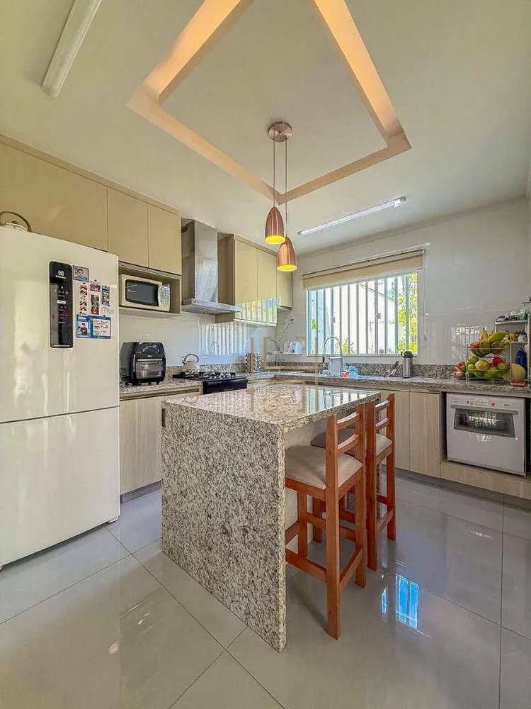 Casa, 3 quartos, 133 m² - Foto 3