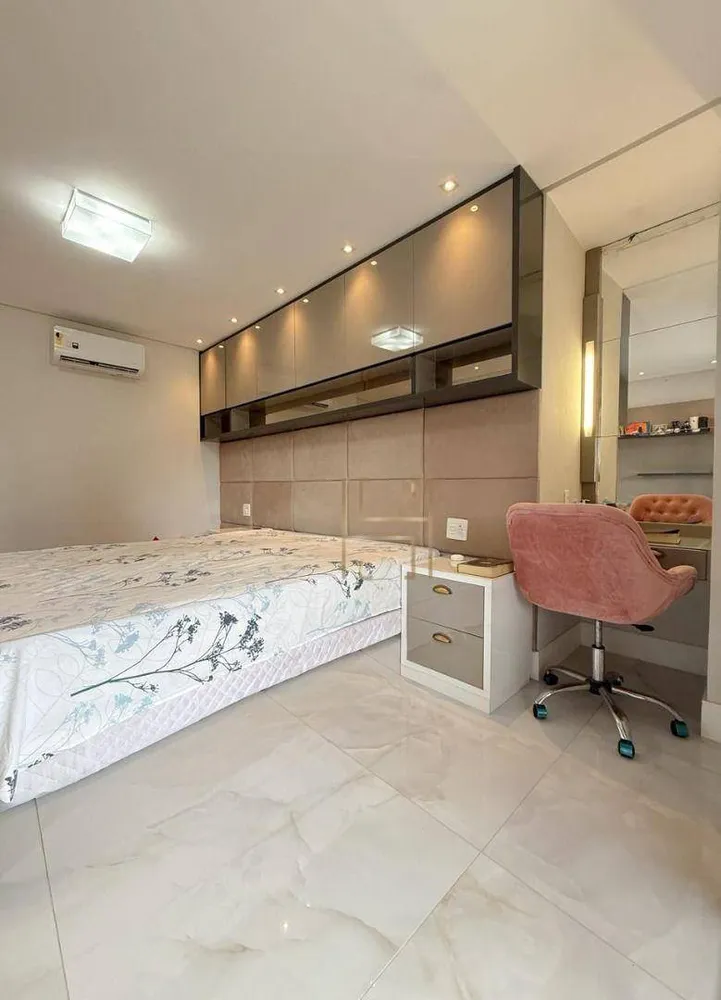 Casa, 5 quartos, 240 m² - Foto 5