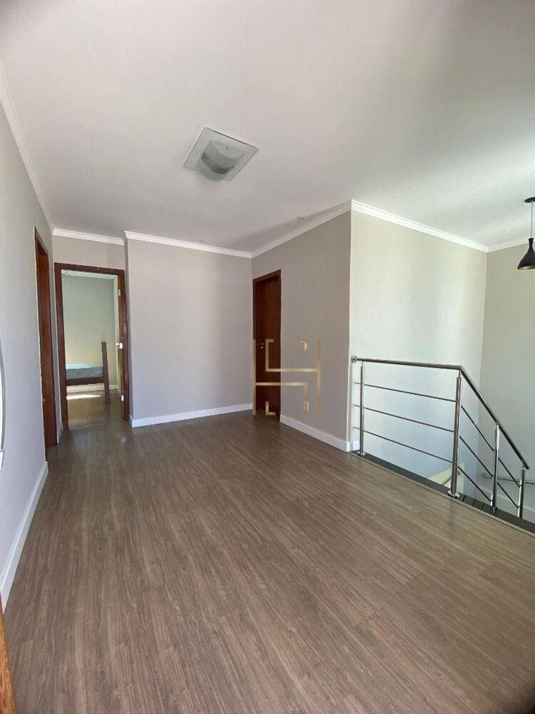 Casa à venda com 3 quartos, 200m² - Foto 7