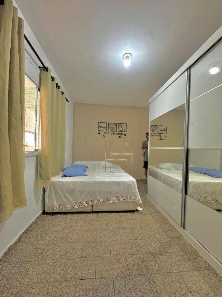 Casa, 3 quartos, 235 m² - Foto 1