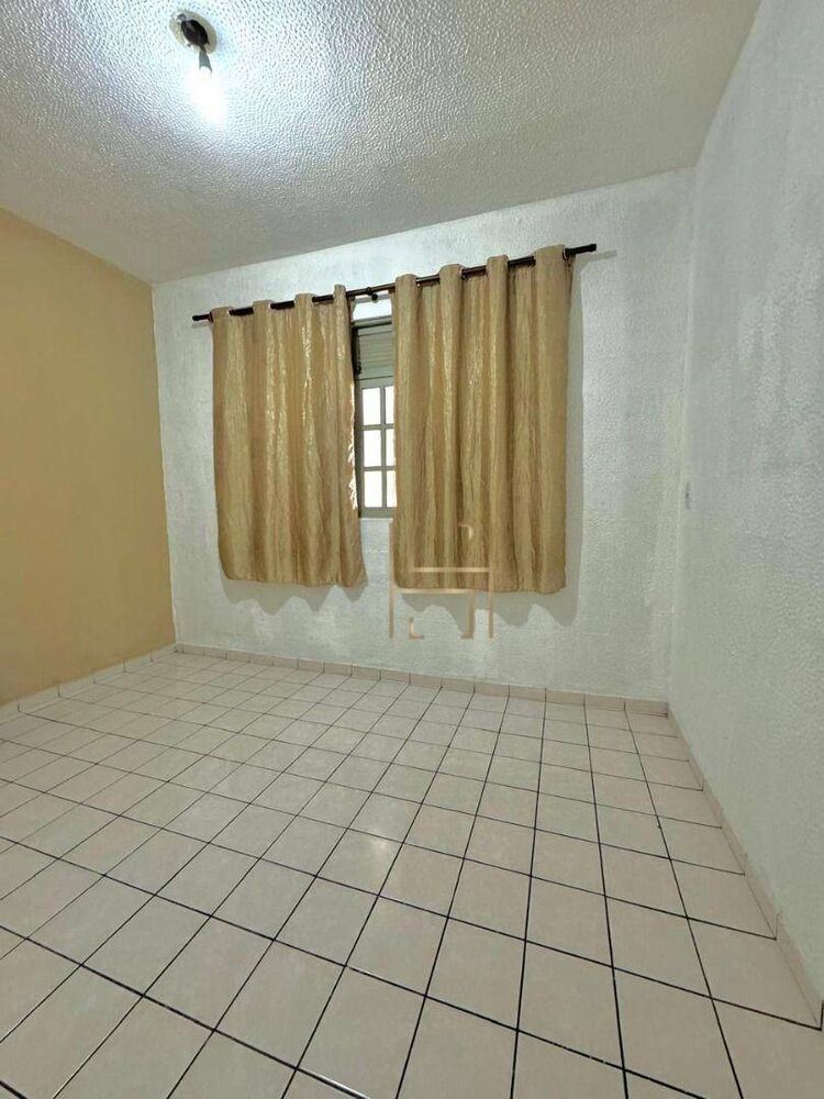 Casa, 3 quartos, 235 m² - Foto 3