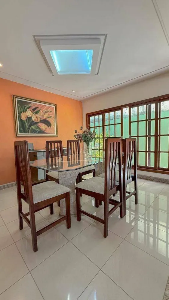 Casa, 3 quartos, 204 m² - Foto 4