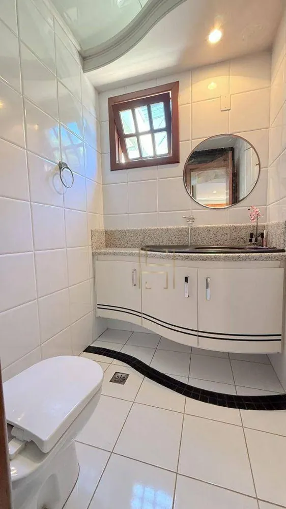 Casa, 3 quartos, 204 m² - Foto 2