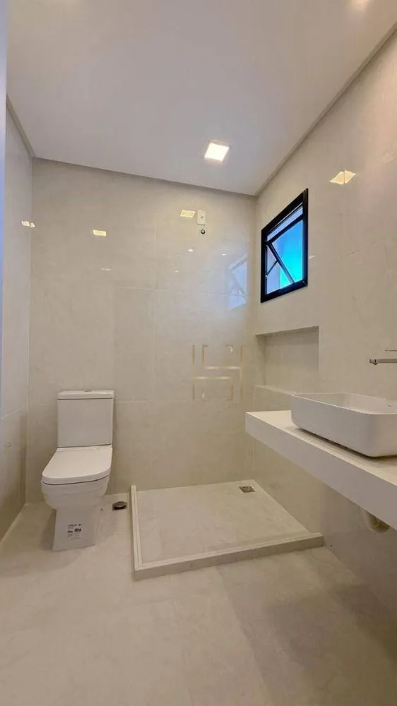 Casa, 3 quartos, 168 m² - Foto 2
