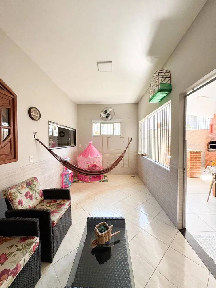 Casa, 3 quartos, 200 m² - Foto 13