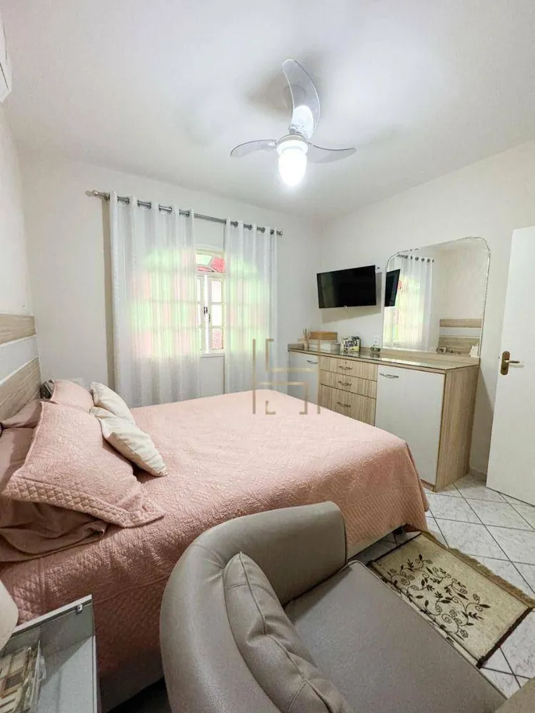 Casa, 3 quartos, 200 m² - Foto 7