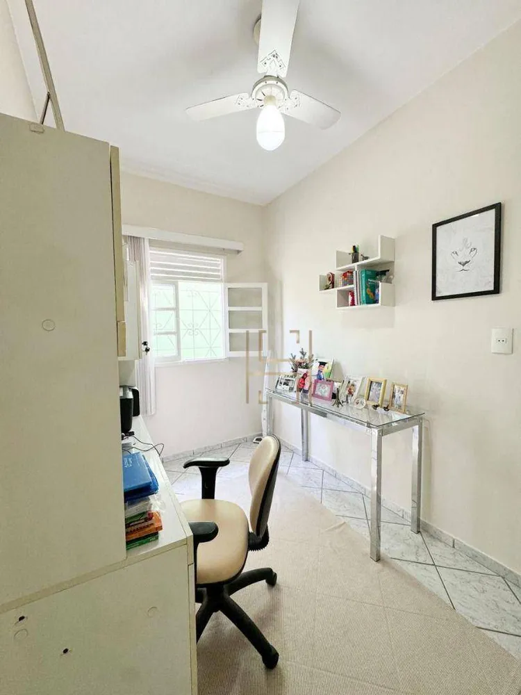 Casa, 3 quartos, 200 m² - Foto 11