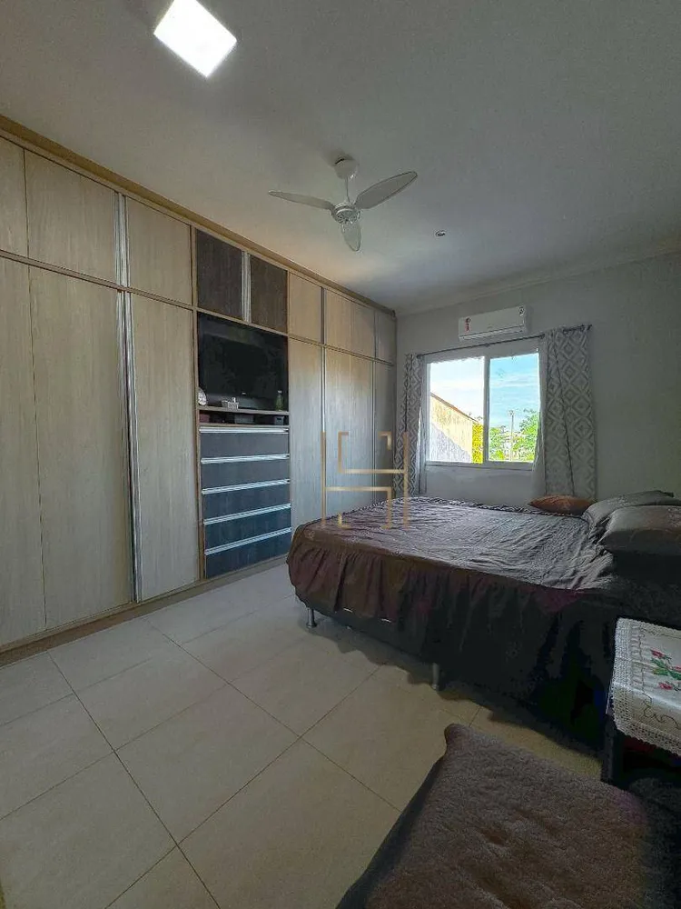 Casa, 4 quartos, 230 m² - Foto 3