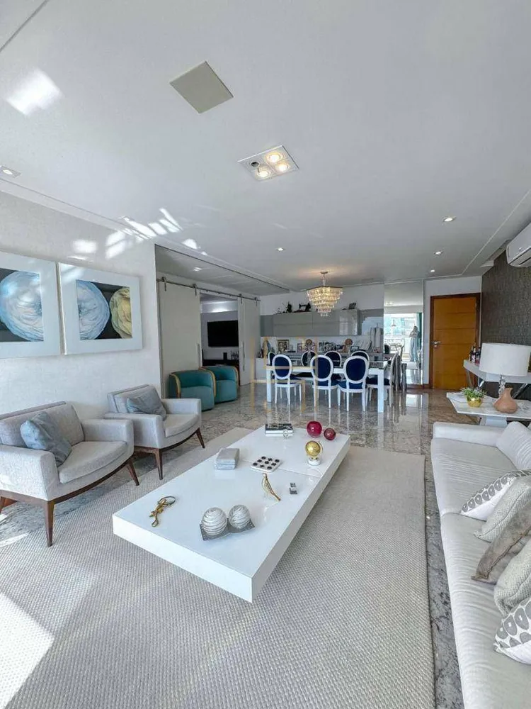 Cobertura, 4 quartos, 218 m² - Foto 1