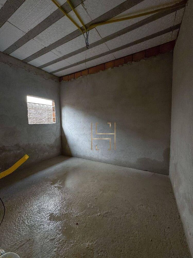 Casa de Condomínio à venda com 4 quartos, 281m² - Foto 4