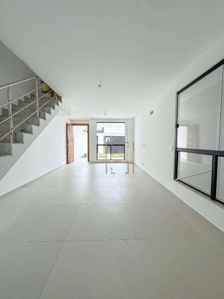 Casa à venda com 3 quartos, 150m² - Foto 11