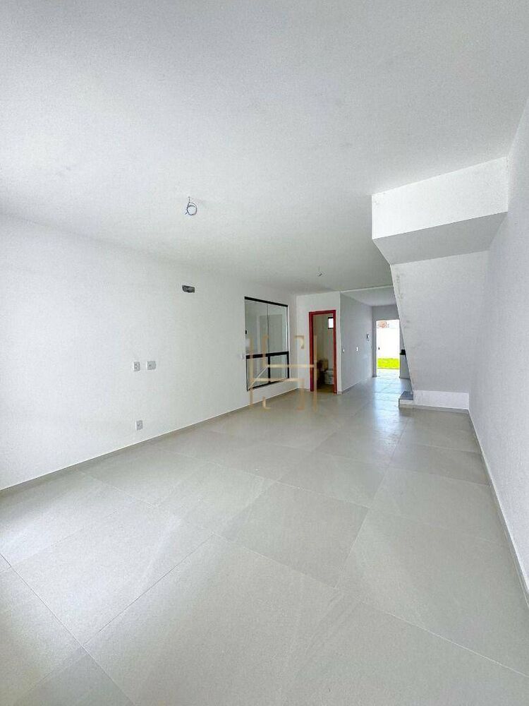 Casa à venda com 3 quartos, 150m² - Foto 9