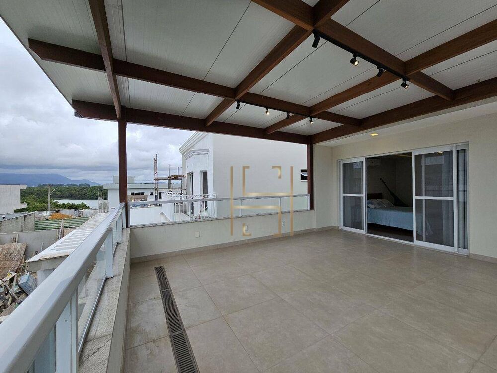 Casa de Condomínio à venda com 5 quartos, 310m² - Foto 4