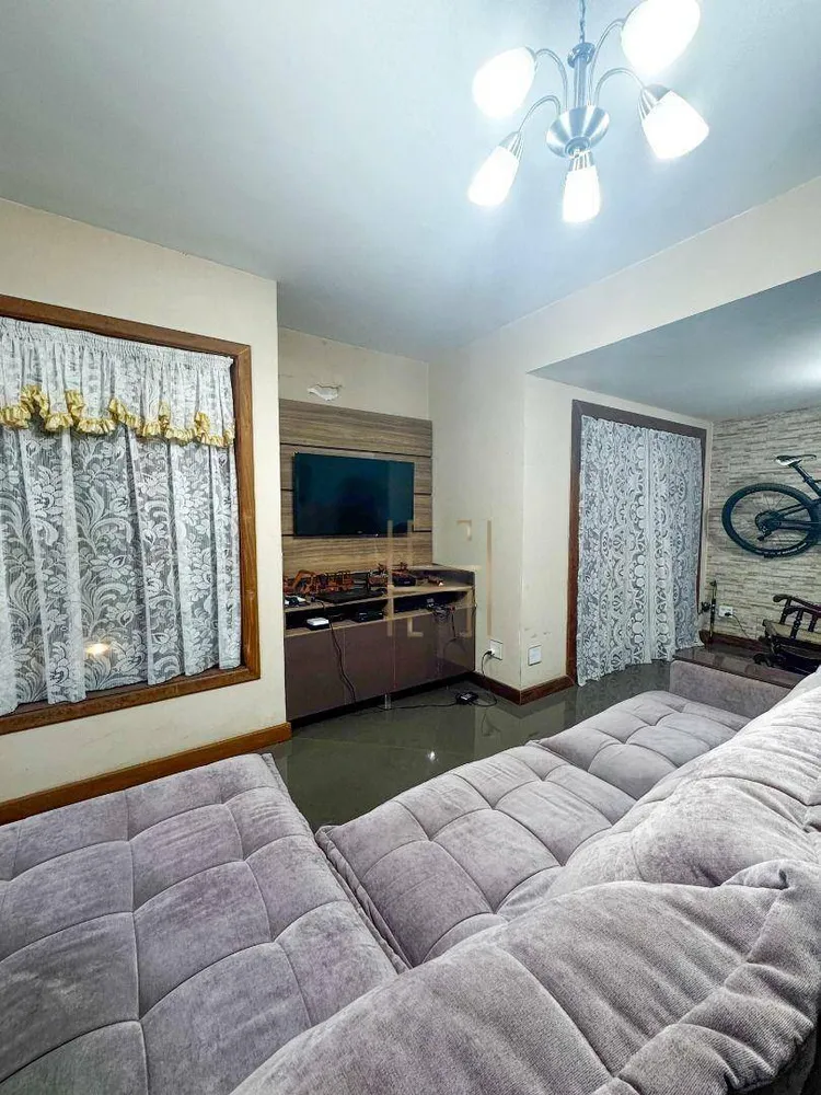 Casa, 4 quartos, 200 m² - Foto 11