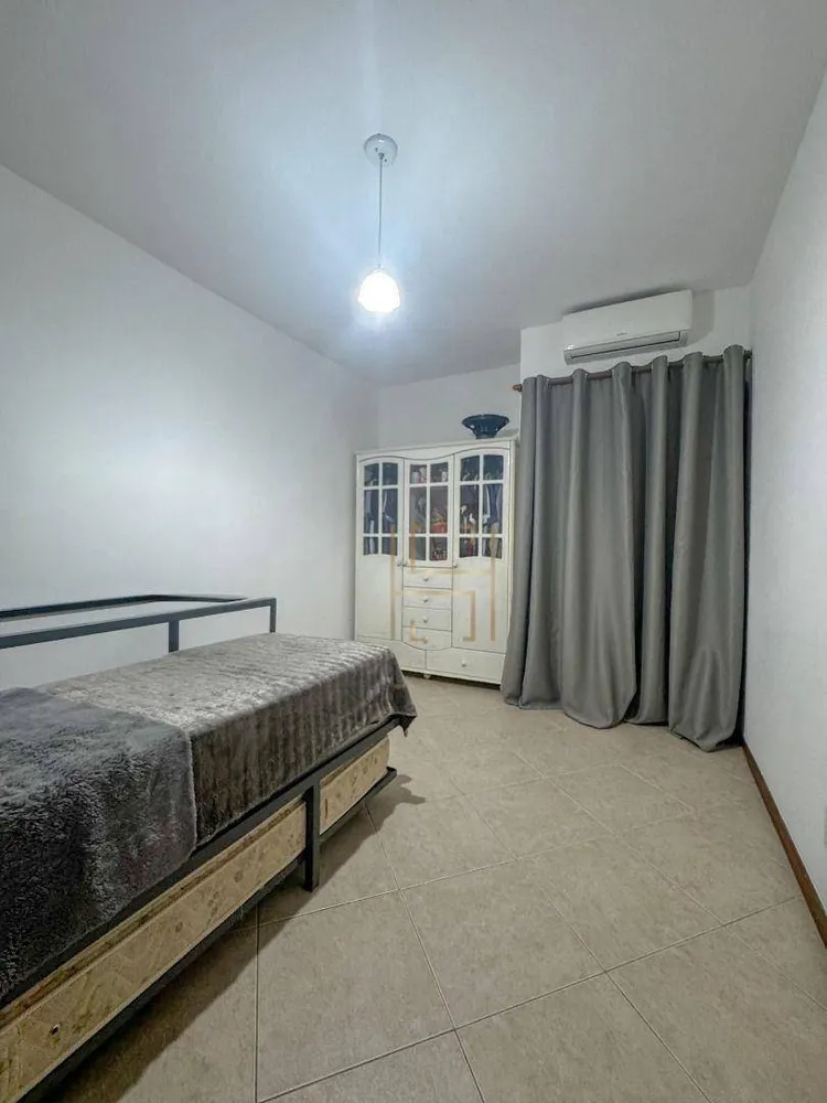 Casa, 4 quartos, 200 m² - Foto 14