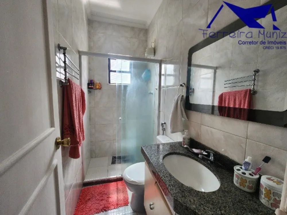 Casa, 4 quartos, 225 m² - Foto 13