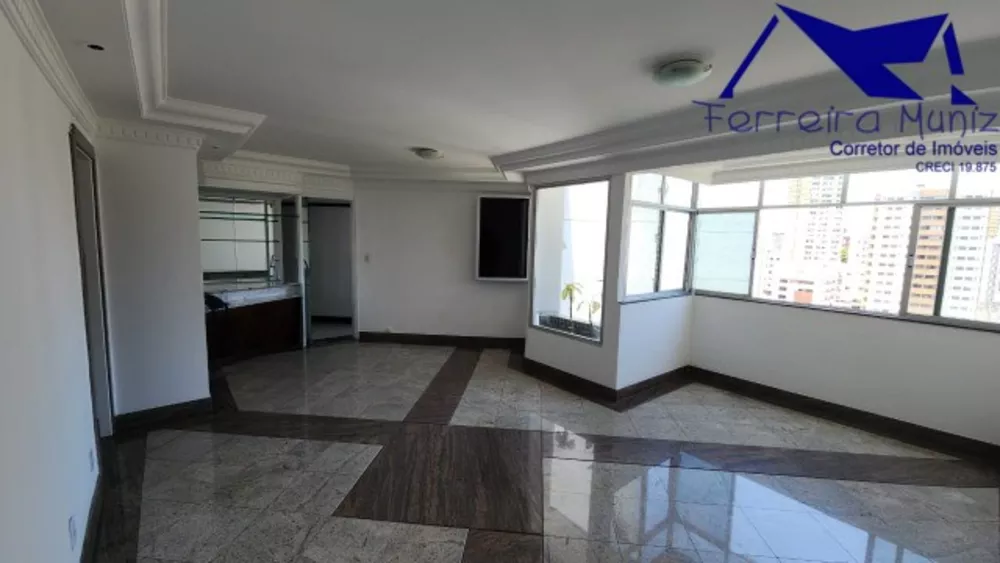 Apartamento à venda com 3 quartos, 114m² - Foto 1